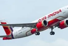 Air India: शिकागो दिल्ली फ्लाइट के टॉयलेट चोक, 10 घंटे उड़ान भरने के बाद विमान वापस लौटा